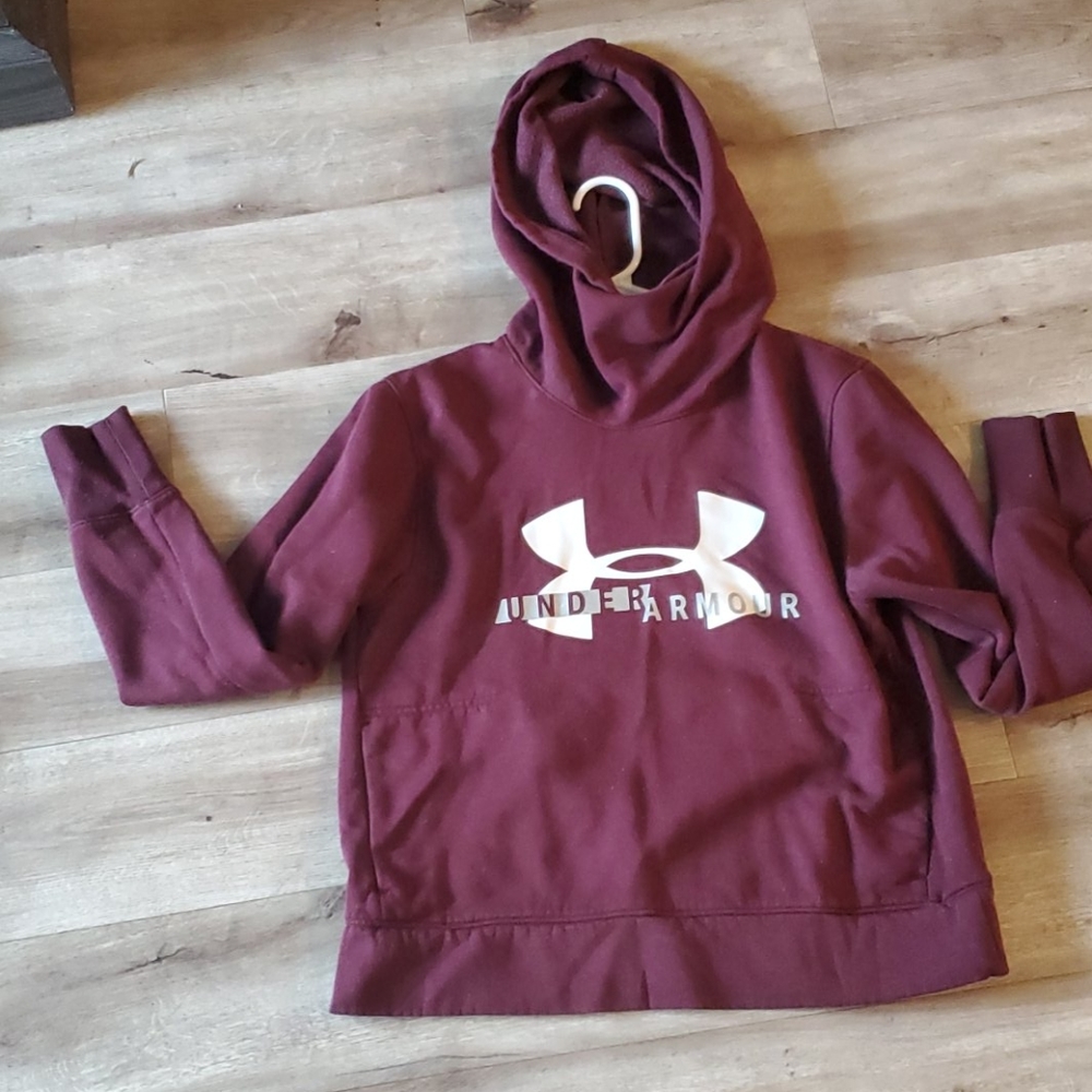 Scoop neck hoodie